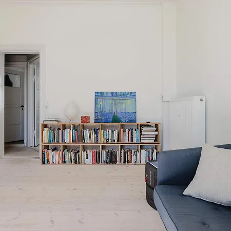 Elegant W Sea Views And Access Hellerup