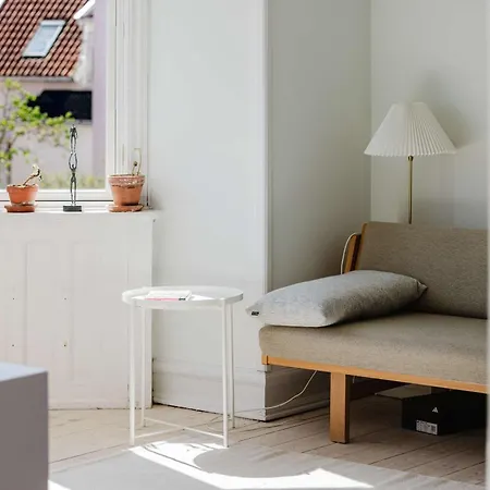 Lägenhet Elegant W Sea Views And Access Hellerup